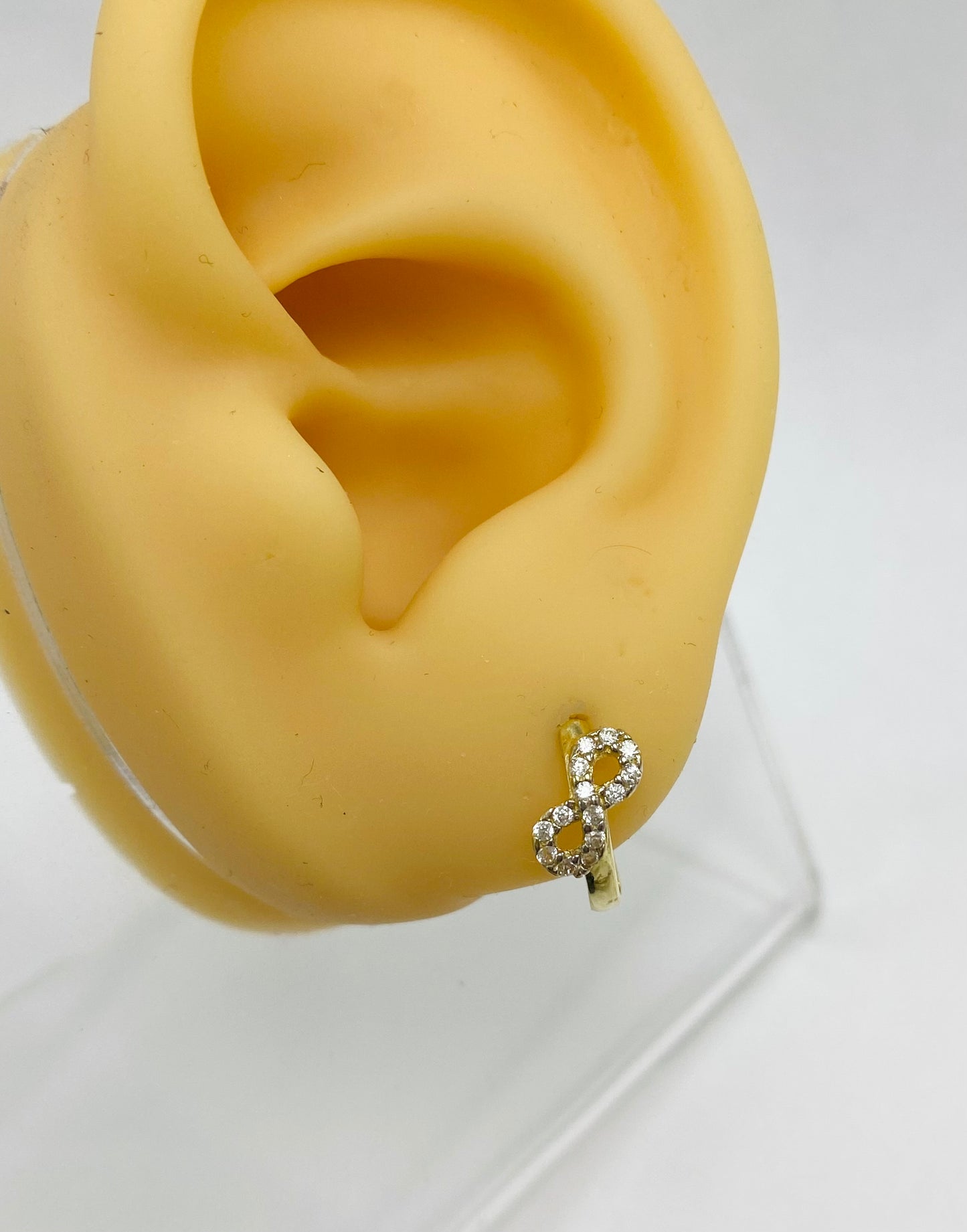 Argollas de infinito 14K