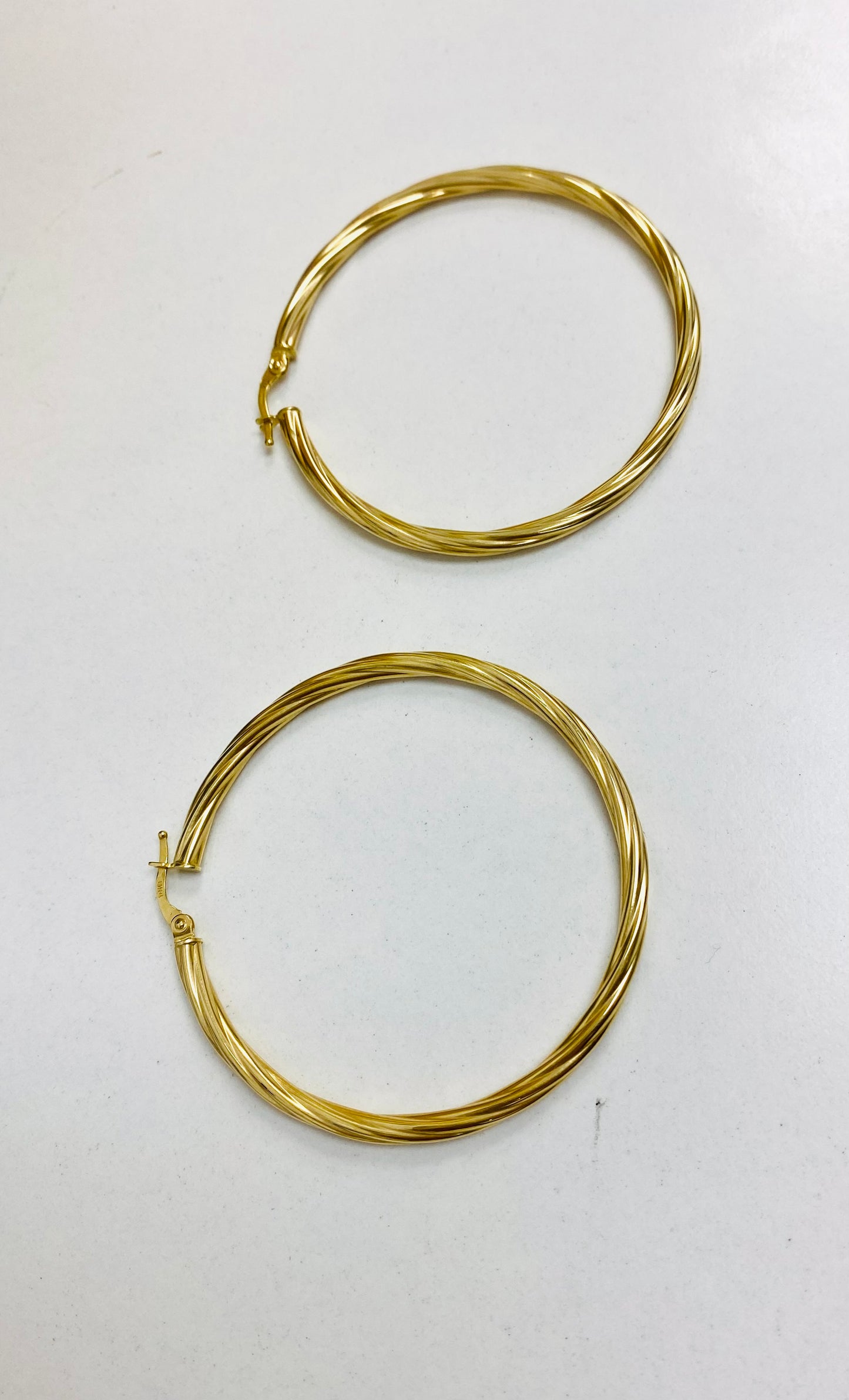 Argollas torcidas lizas 10k