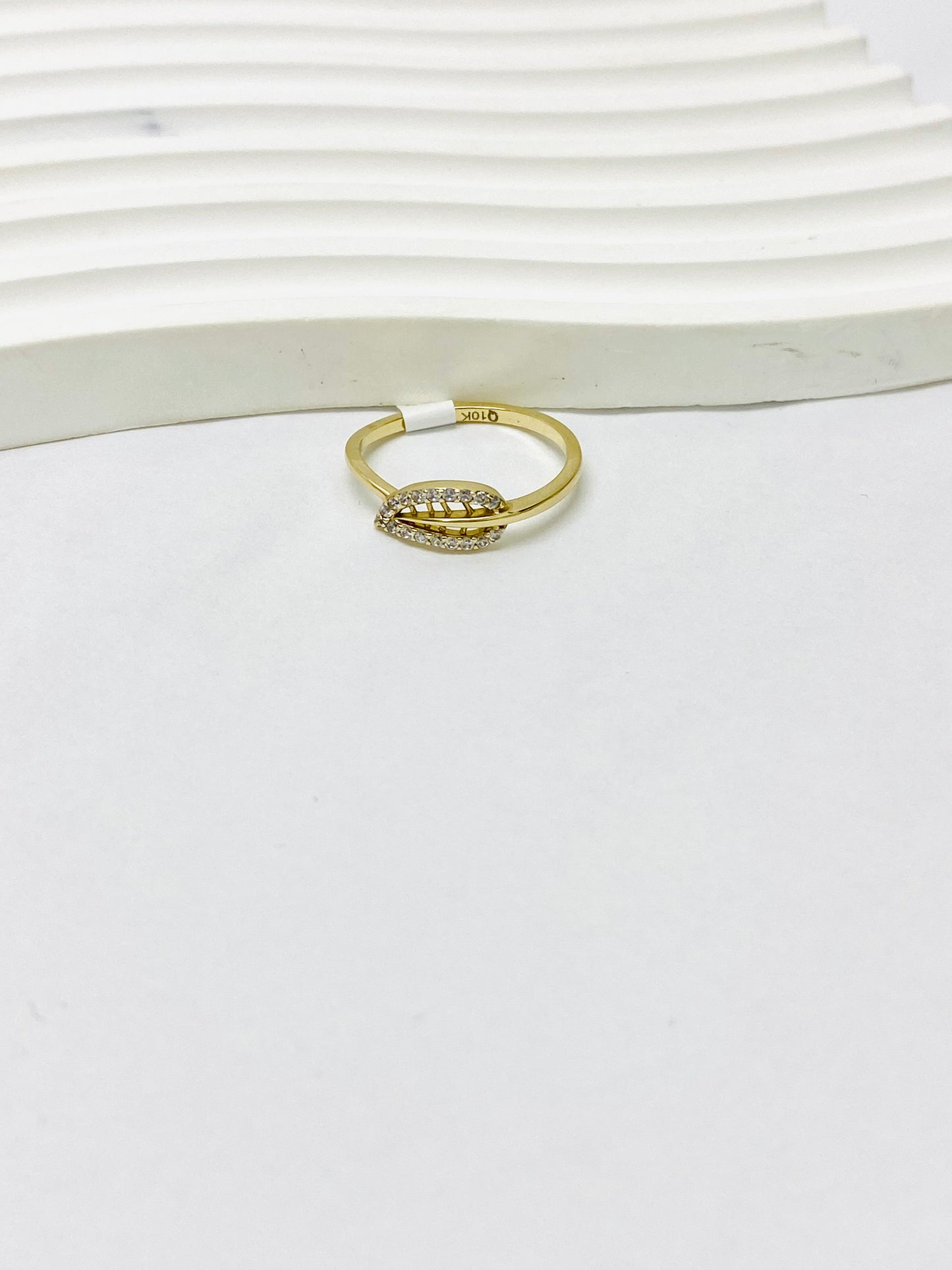 Anillo de hojita 10K