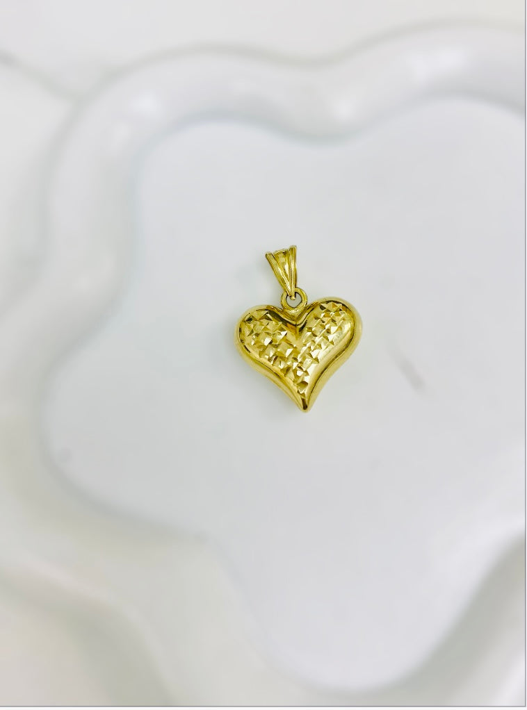 Dije de corazón de 10 k