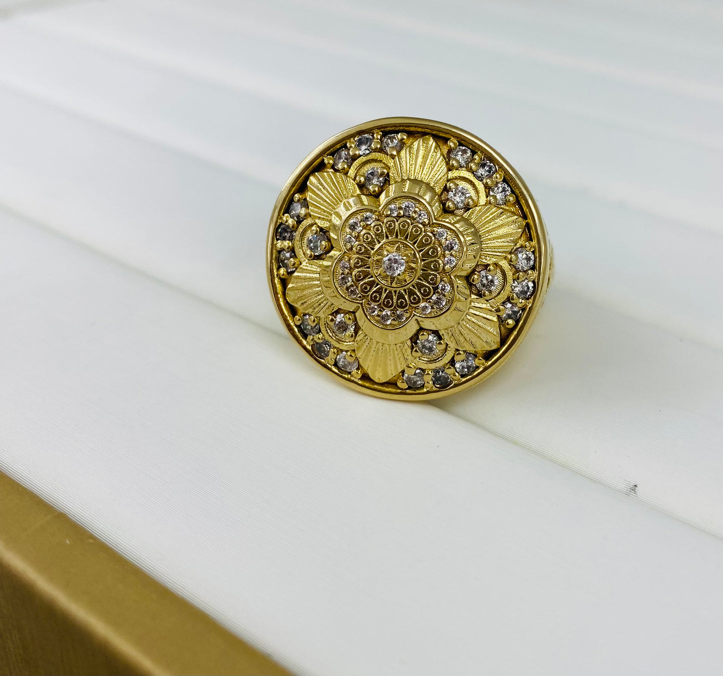 Anillo roseta hombre 10k