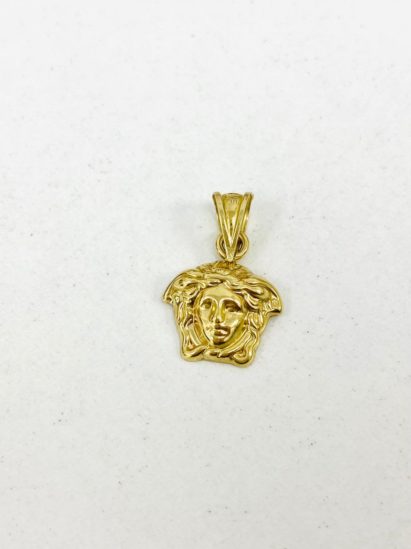 Dije de medusa 10 k