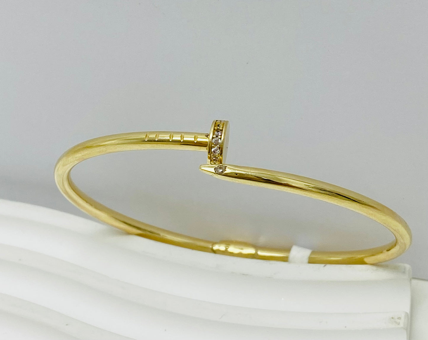 Pulsera clavo 10k