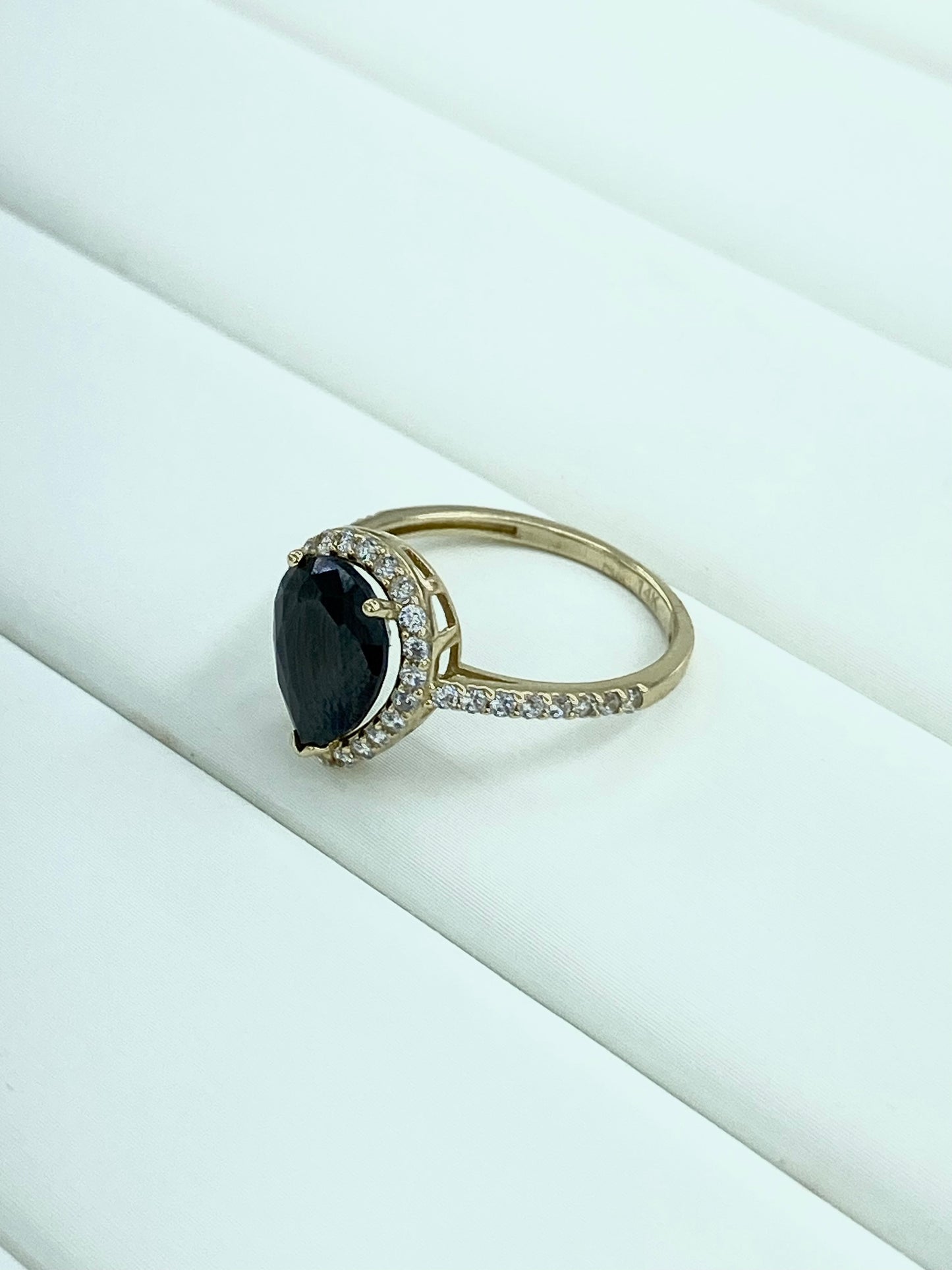 Anillo piedra negra 14k