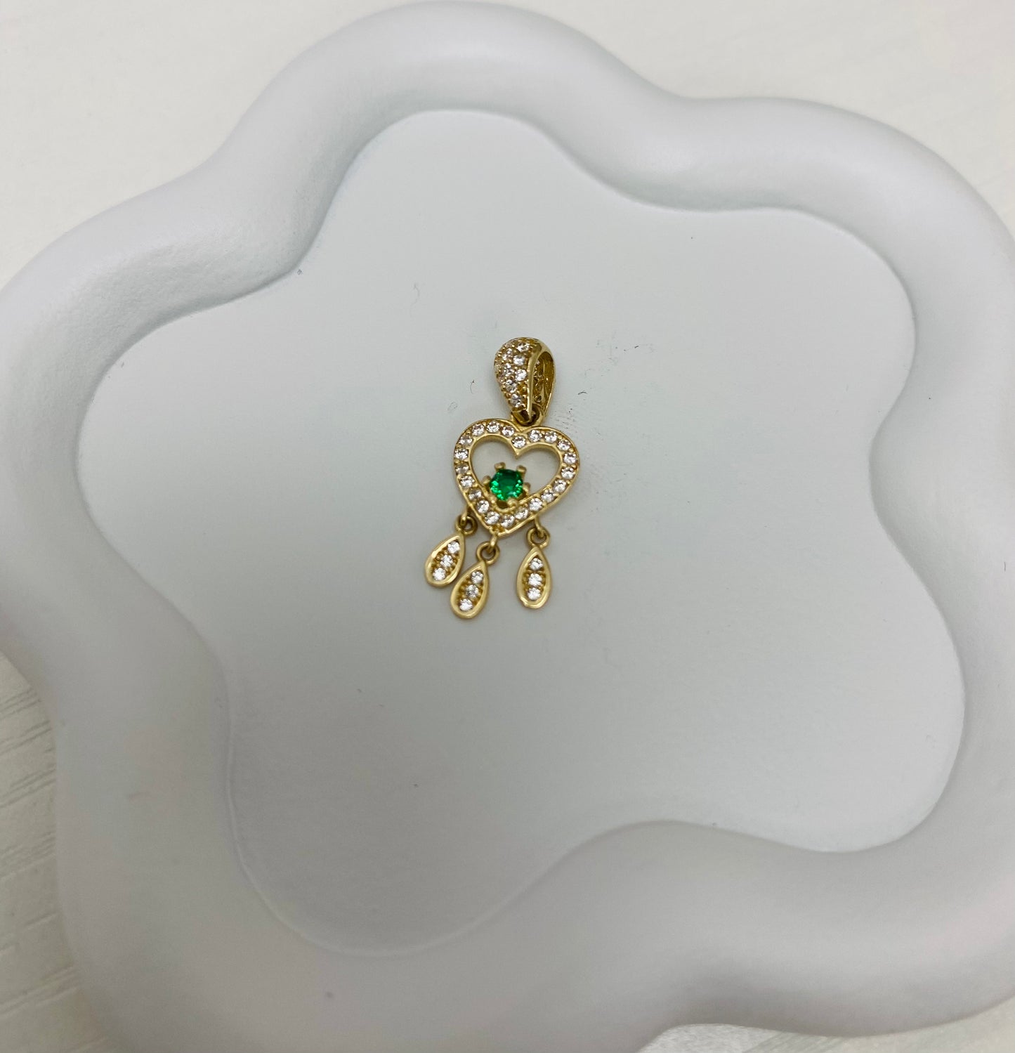 Dije corazón atrapasueños 14k