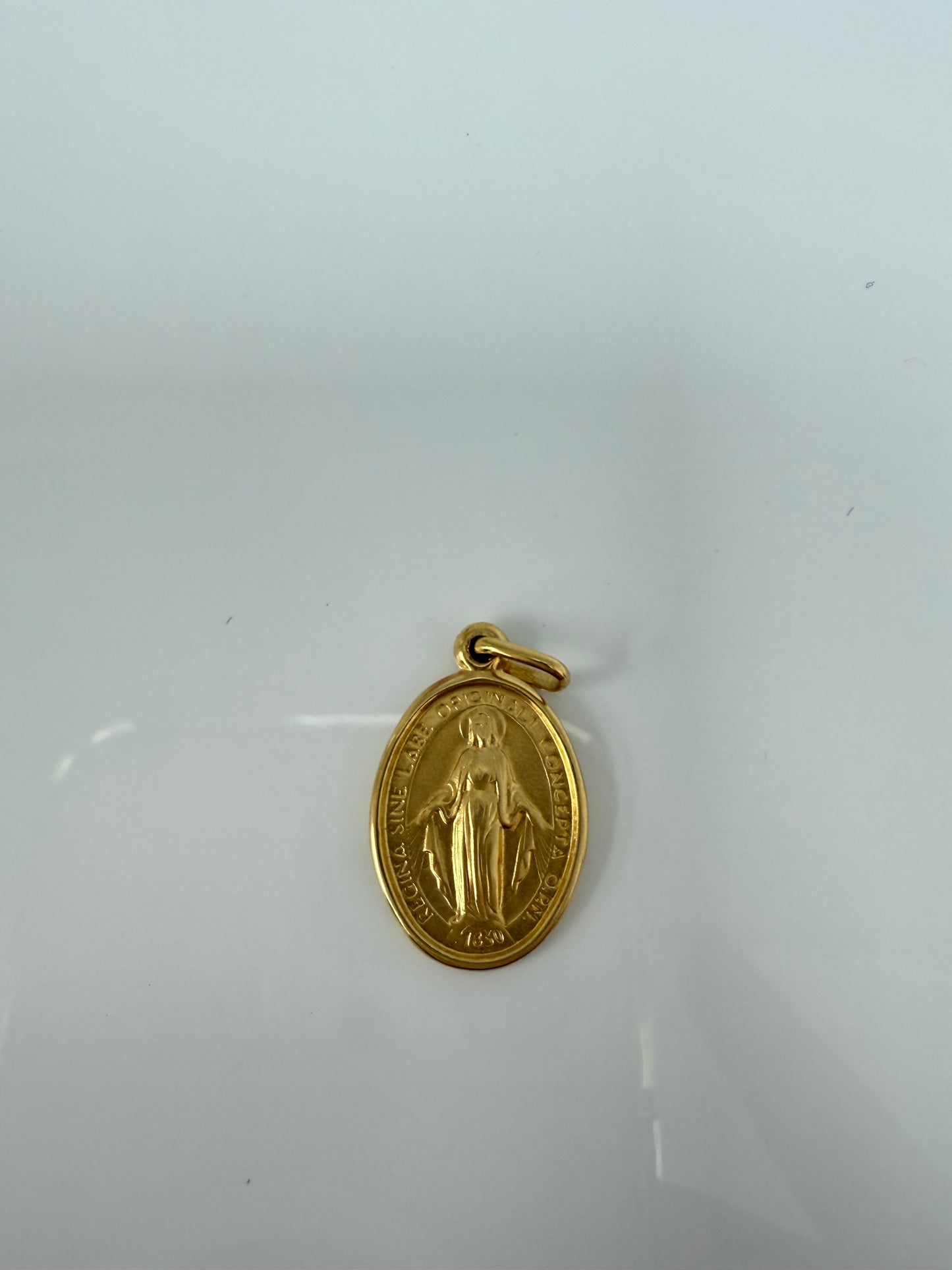 Dije de la milagrosa 14k