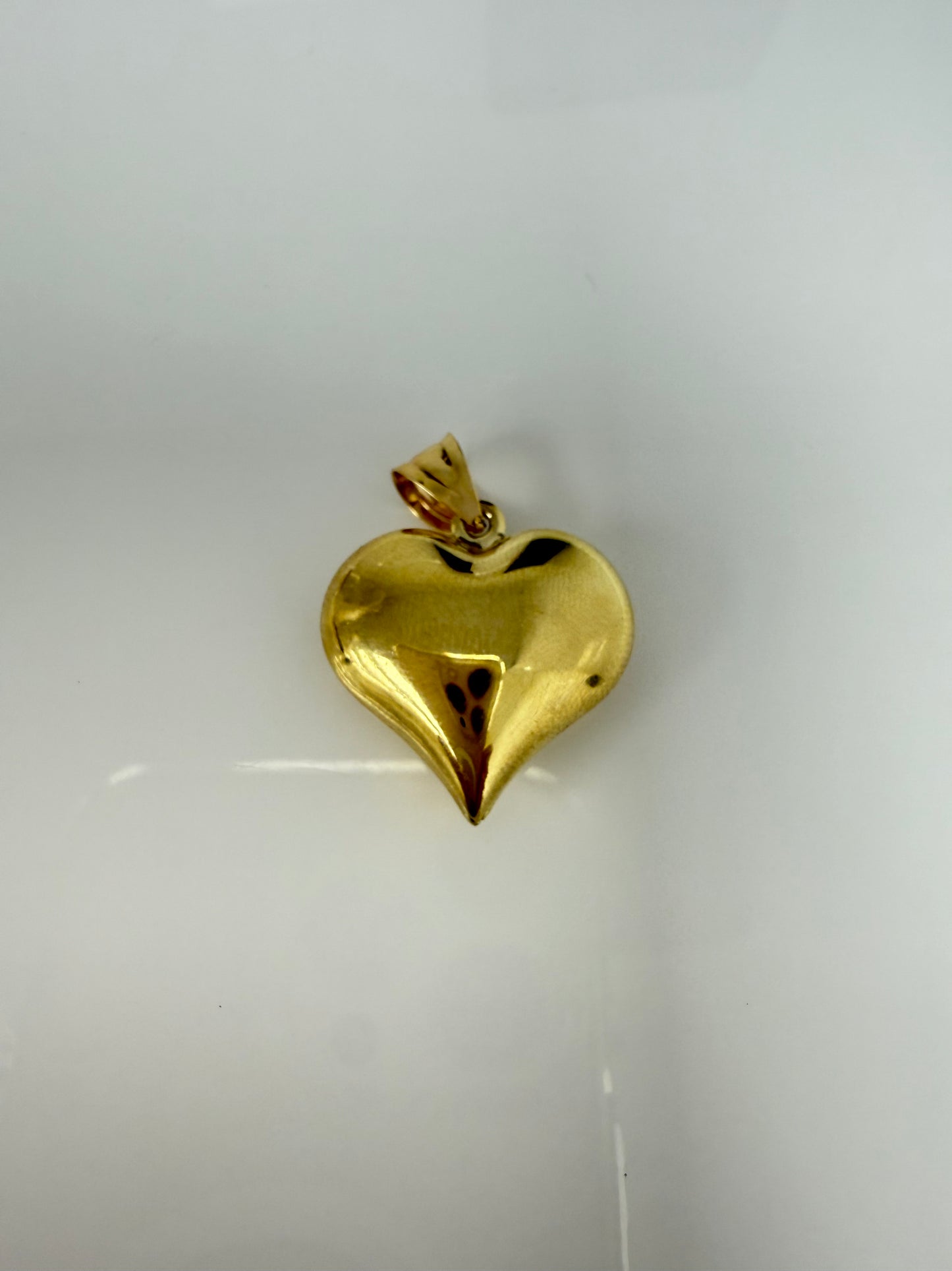 Dije de corazón inflado grande 10k