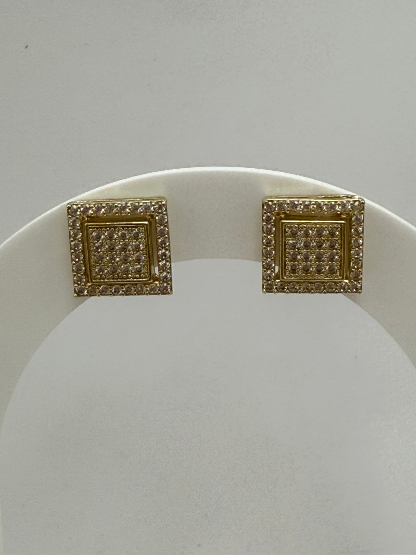 Aretes cuadrados 10K