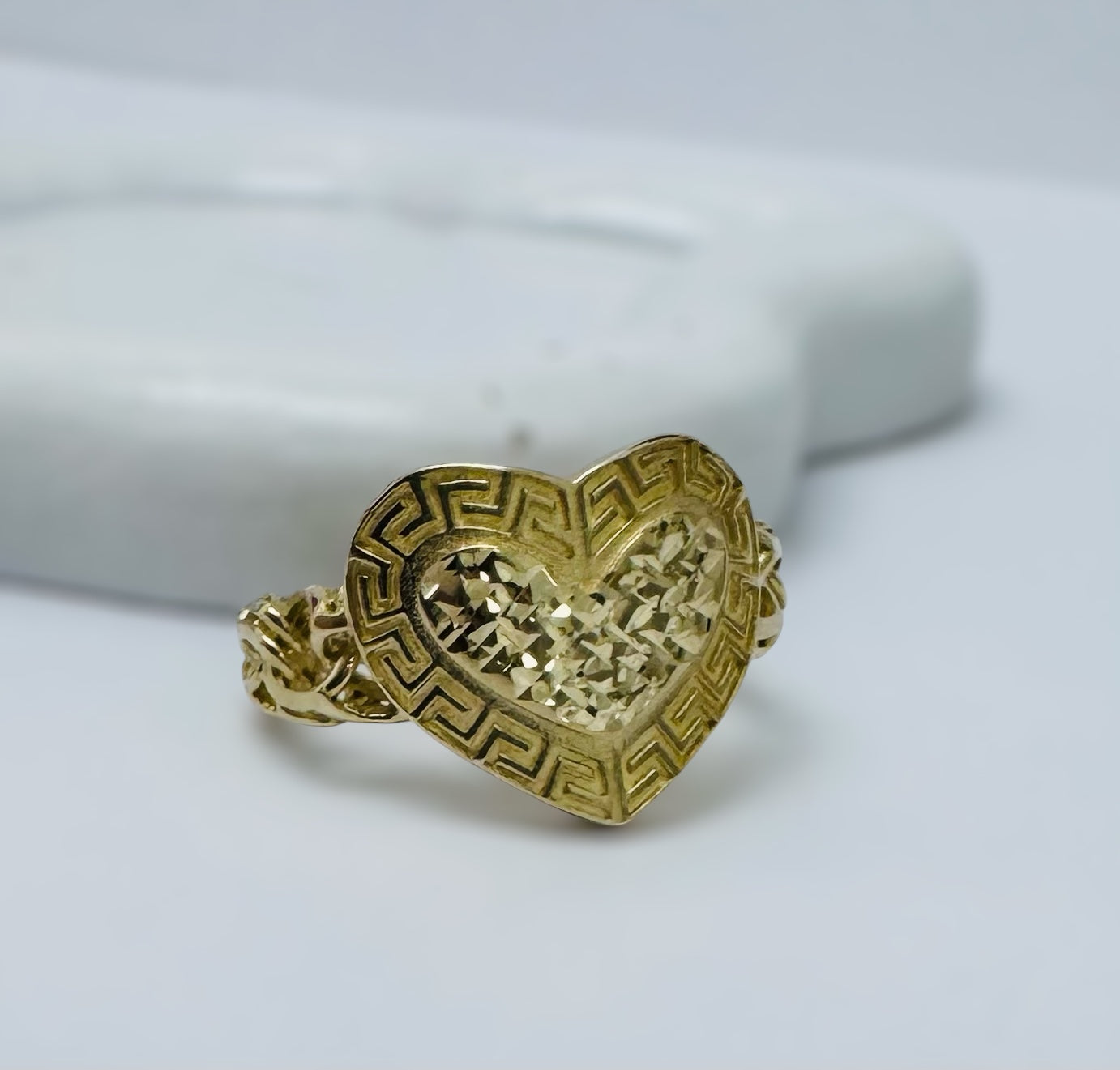 Anillo corazón 10k