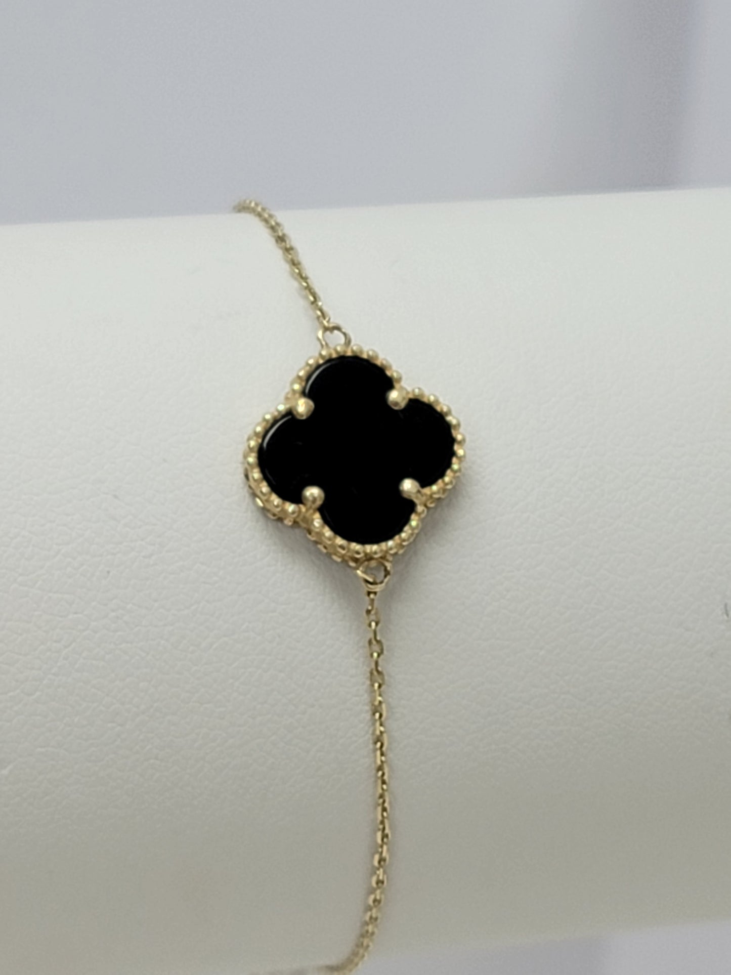 Pulsera clover 14 k