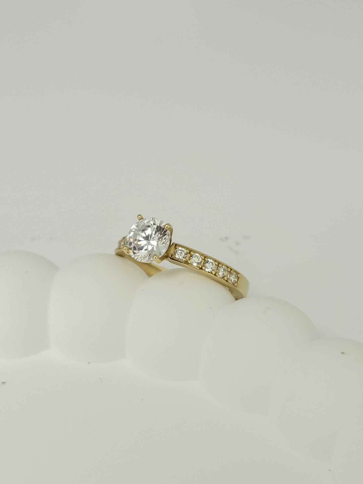 Anillo solitario 14k