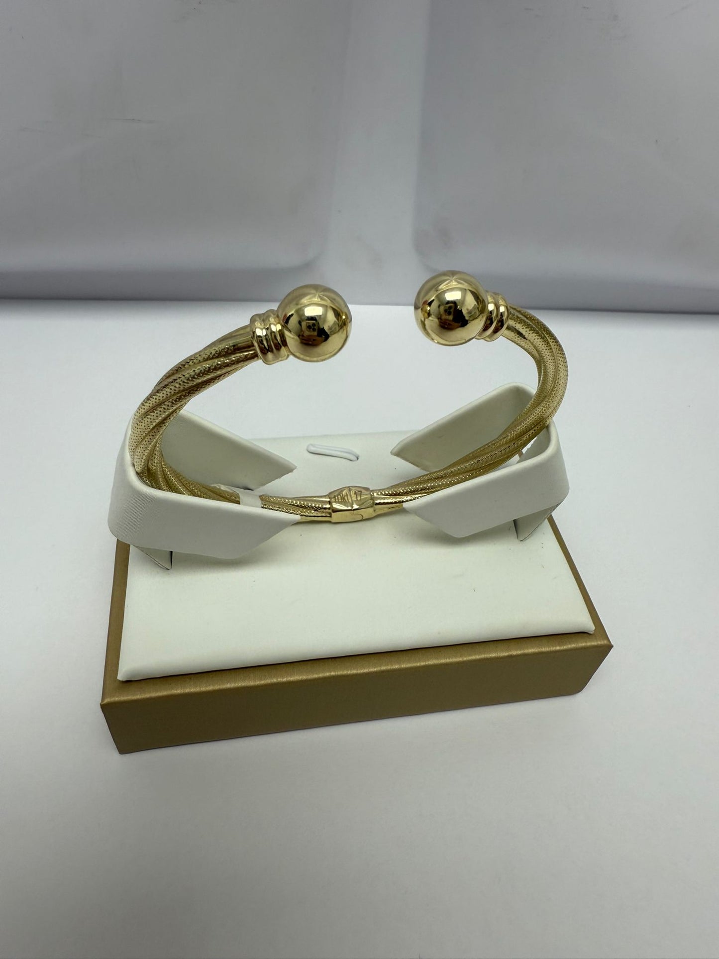 Bangle de bola 10K