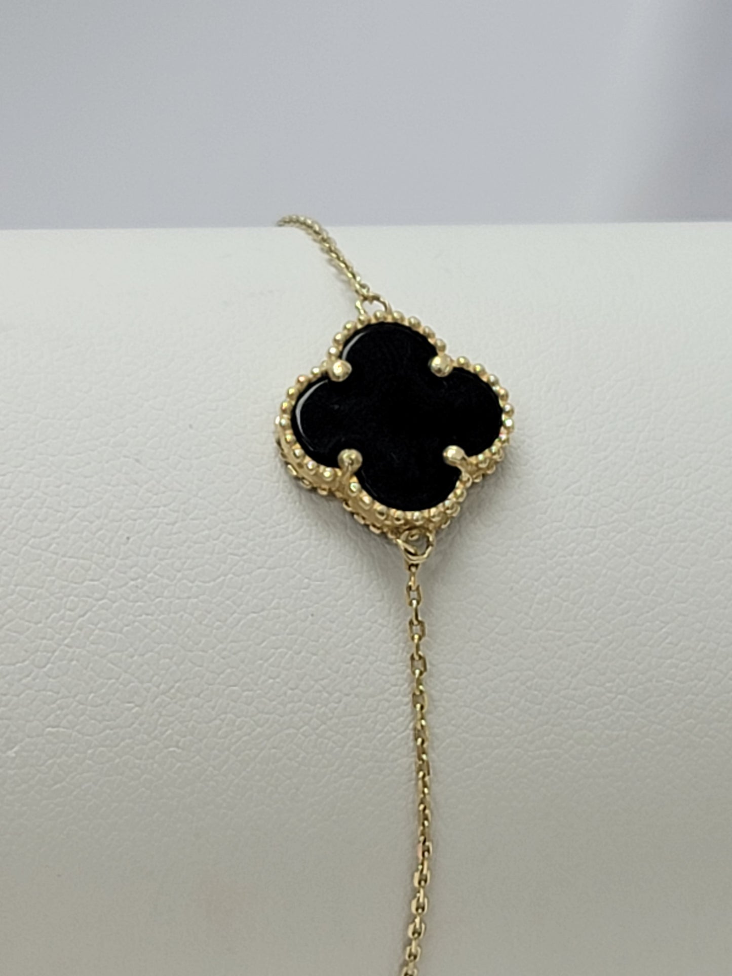 Pulsera clover 14 k