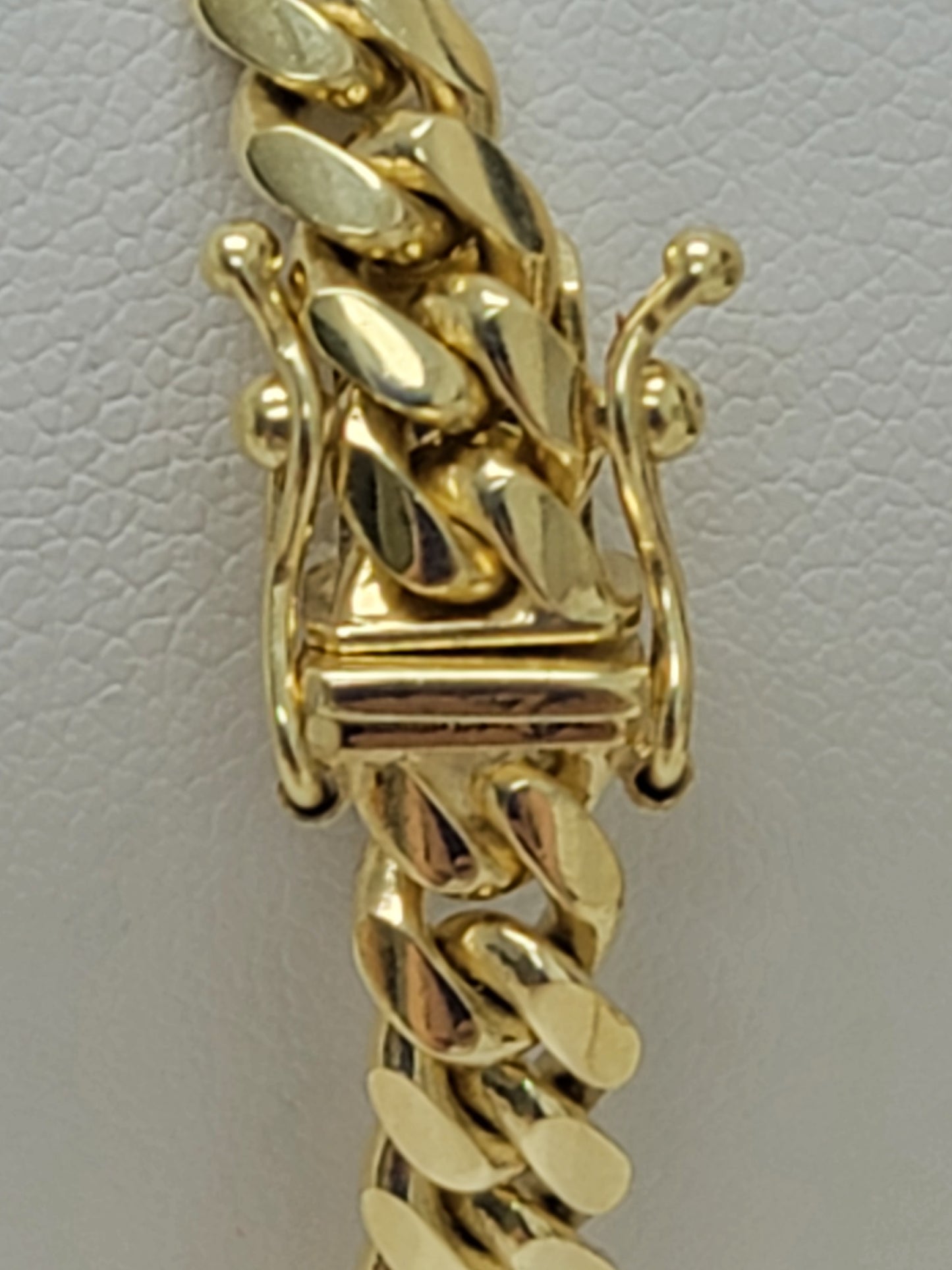 Pulsera Cuban link sólida 10k