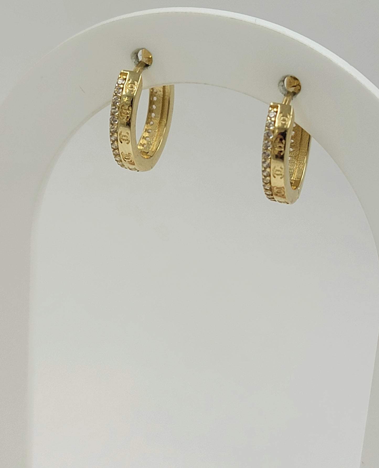 Argollas con diseños Cc 14k
