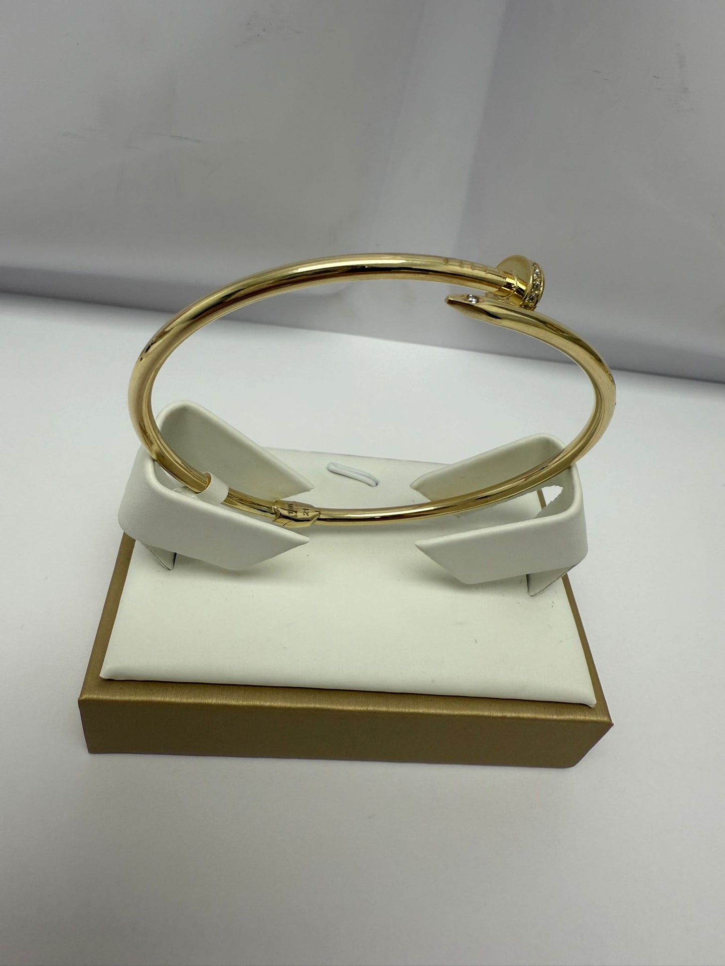 Pulsera de clavo 10K