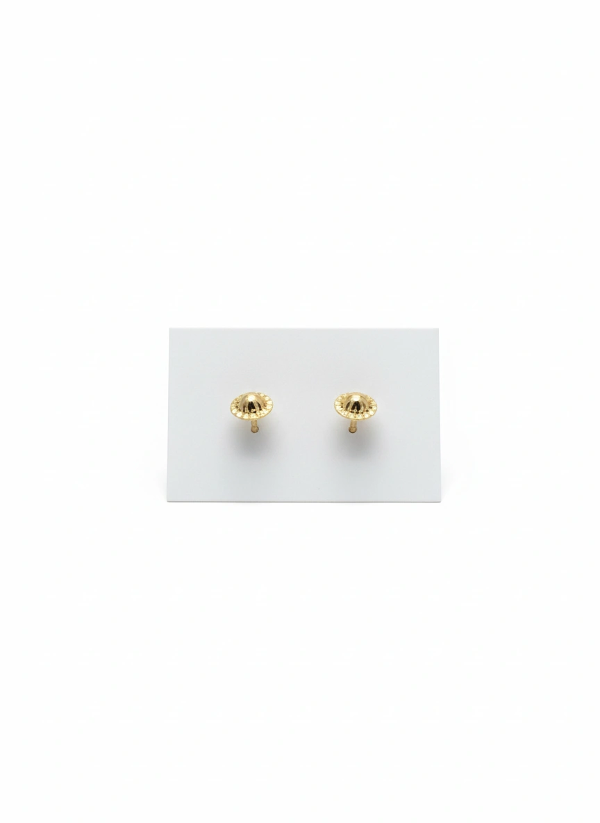Aretes de flor blanca 14K