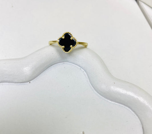 Anillo clover pequeño 10 K