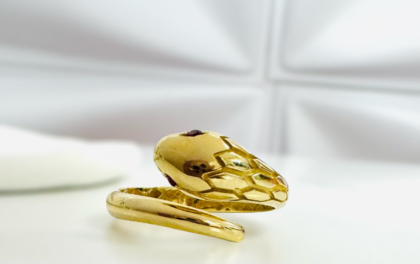 Anillo de serpiente 14k