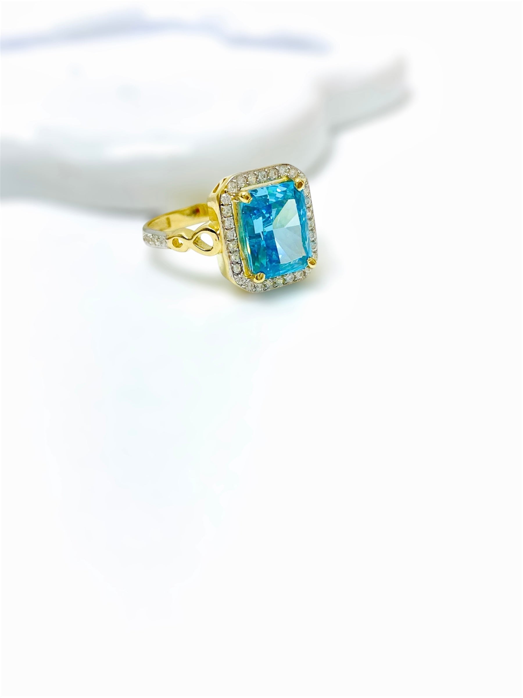 Anillo piedra azul