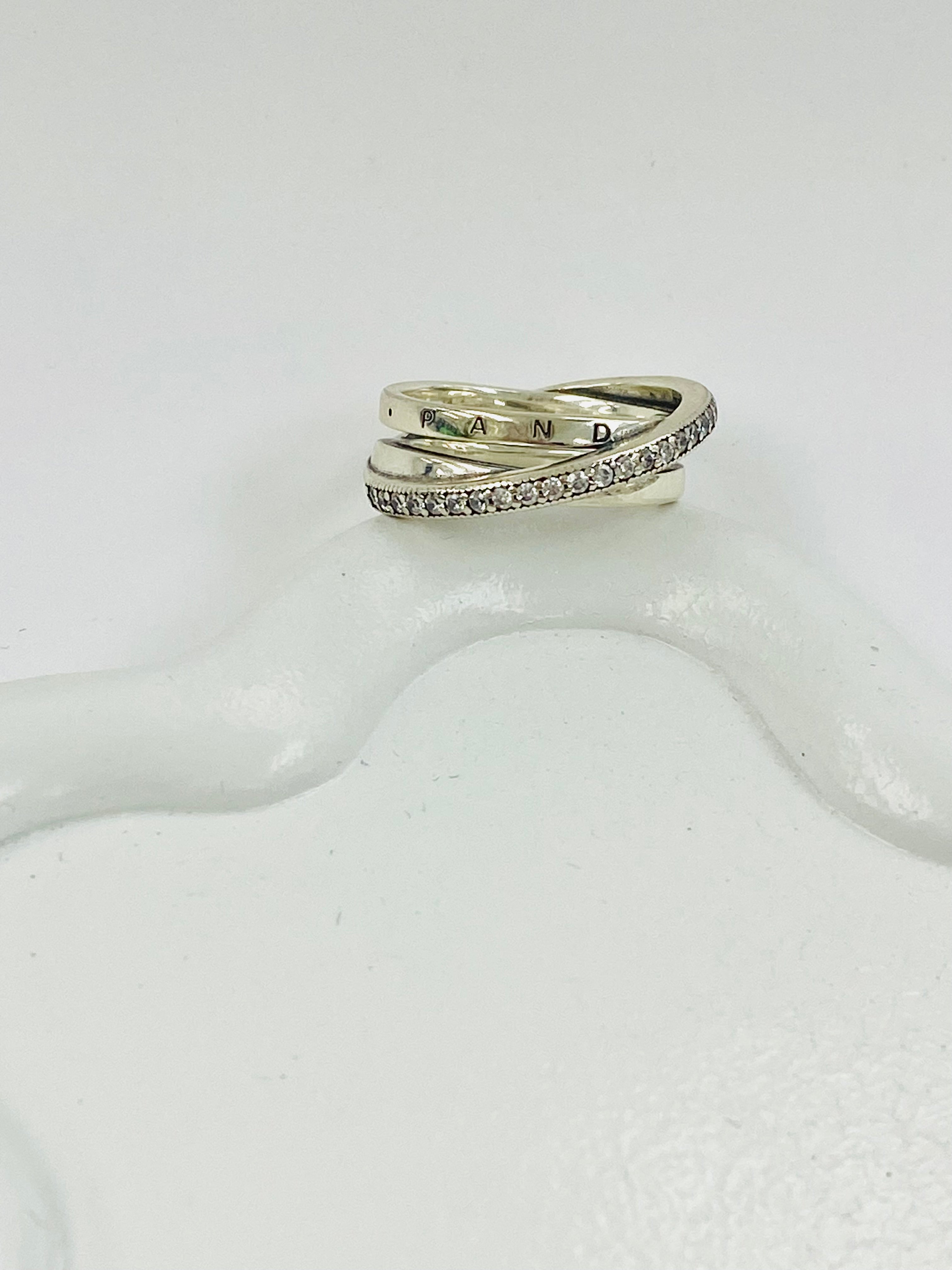 Anillo cruzado de Plata 925