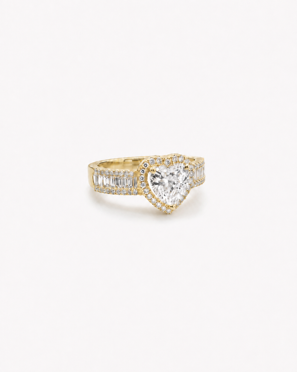 Anillo de Corazón con piedras 10k