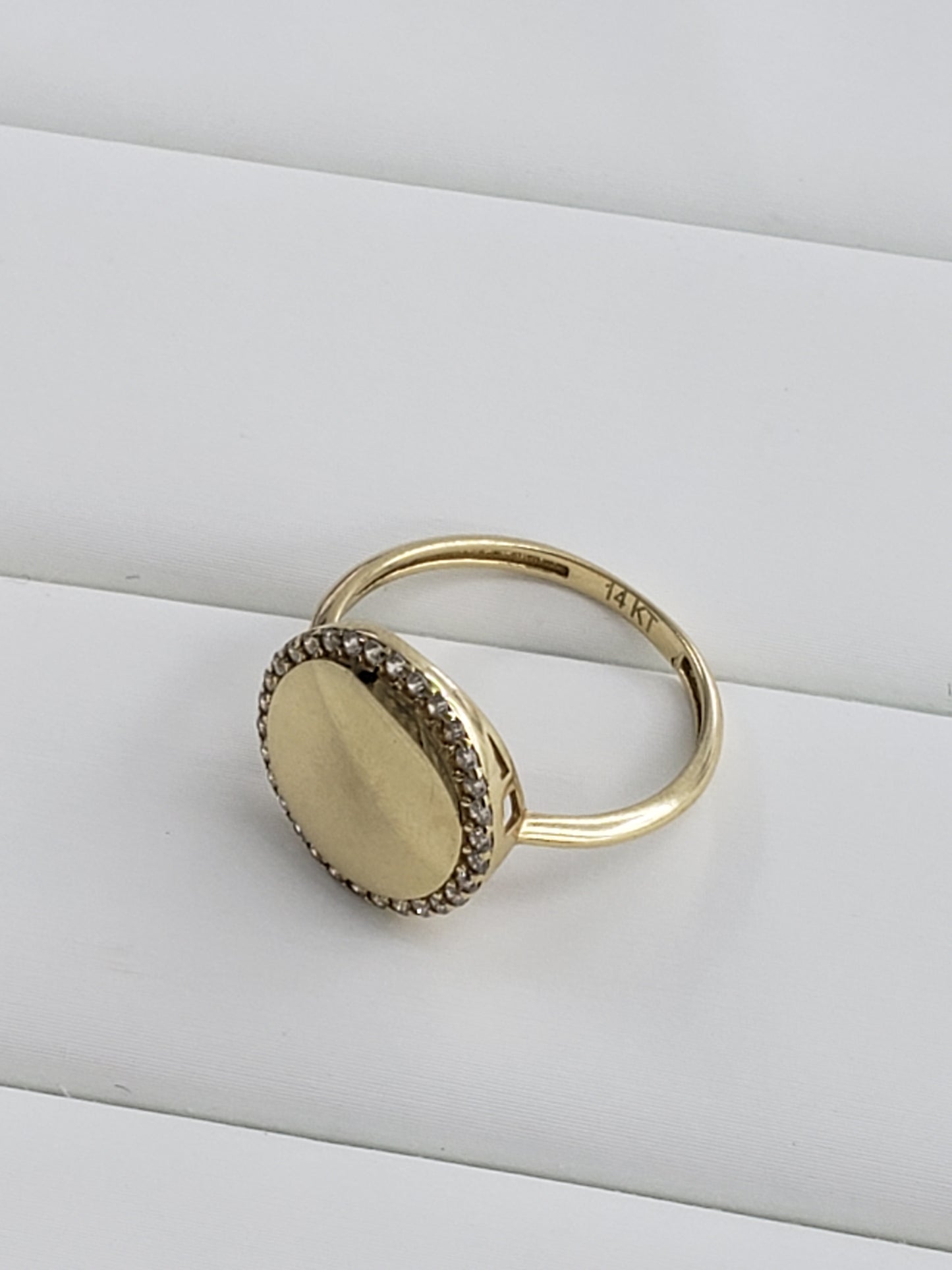 Anillo circonio grande 14k