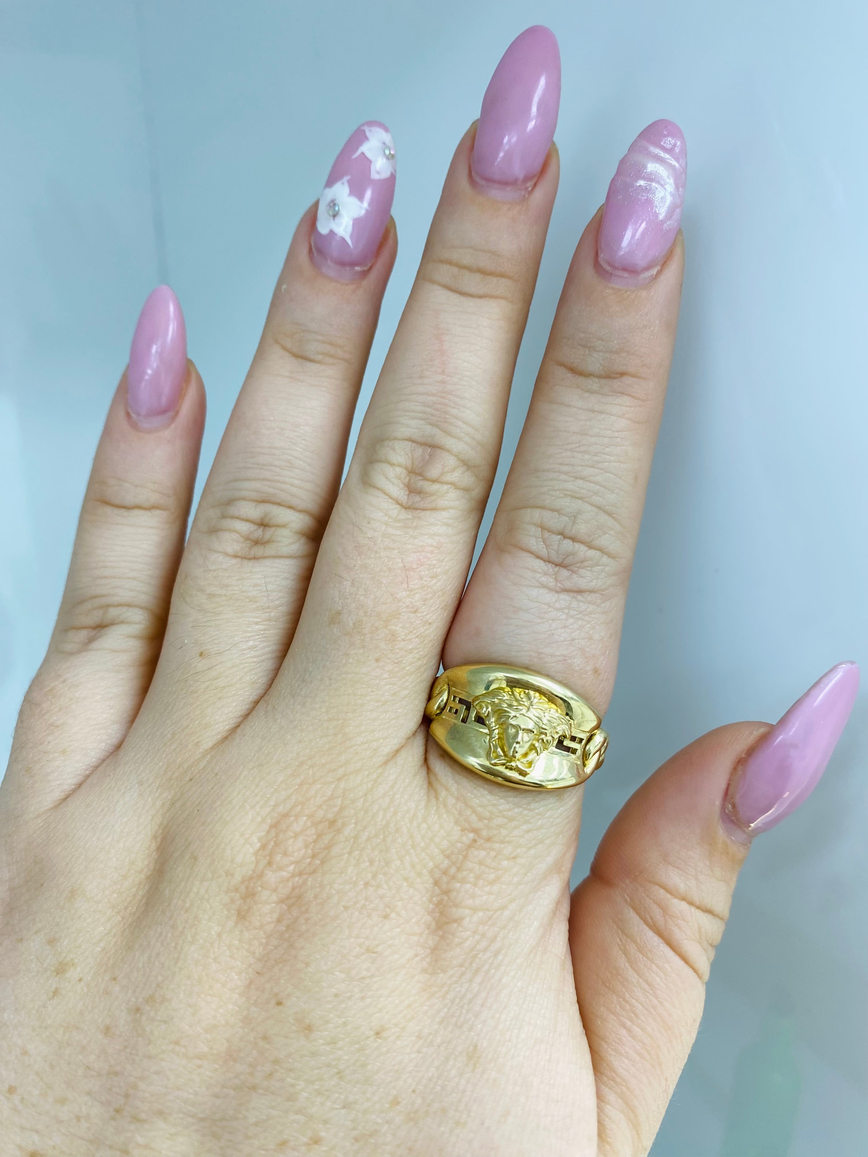 Anillo Versa con Cadena 10k