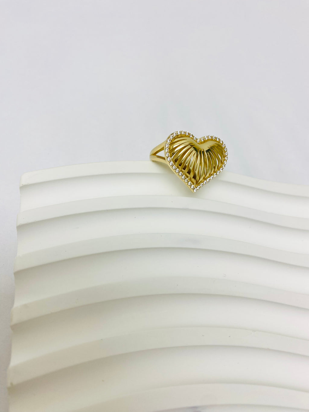 Anillo de corazón 14K