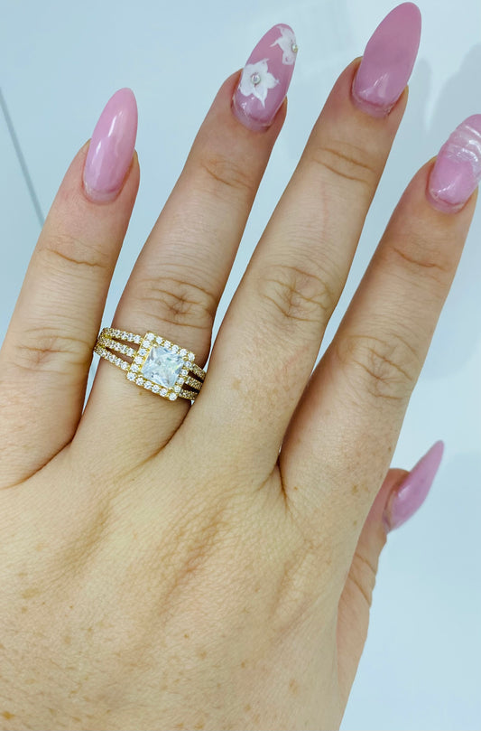 Anillo cuadrado 14k