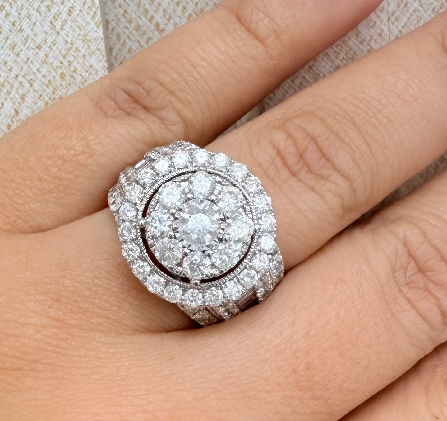 Anillo diamantes naturales 10k