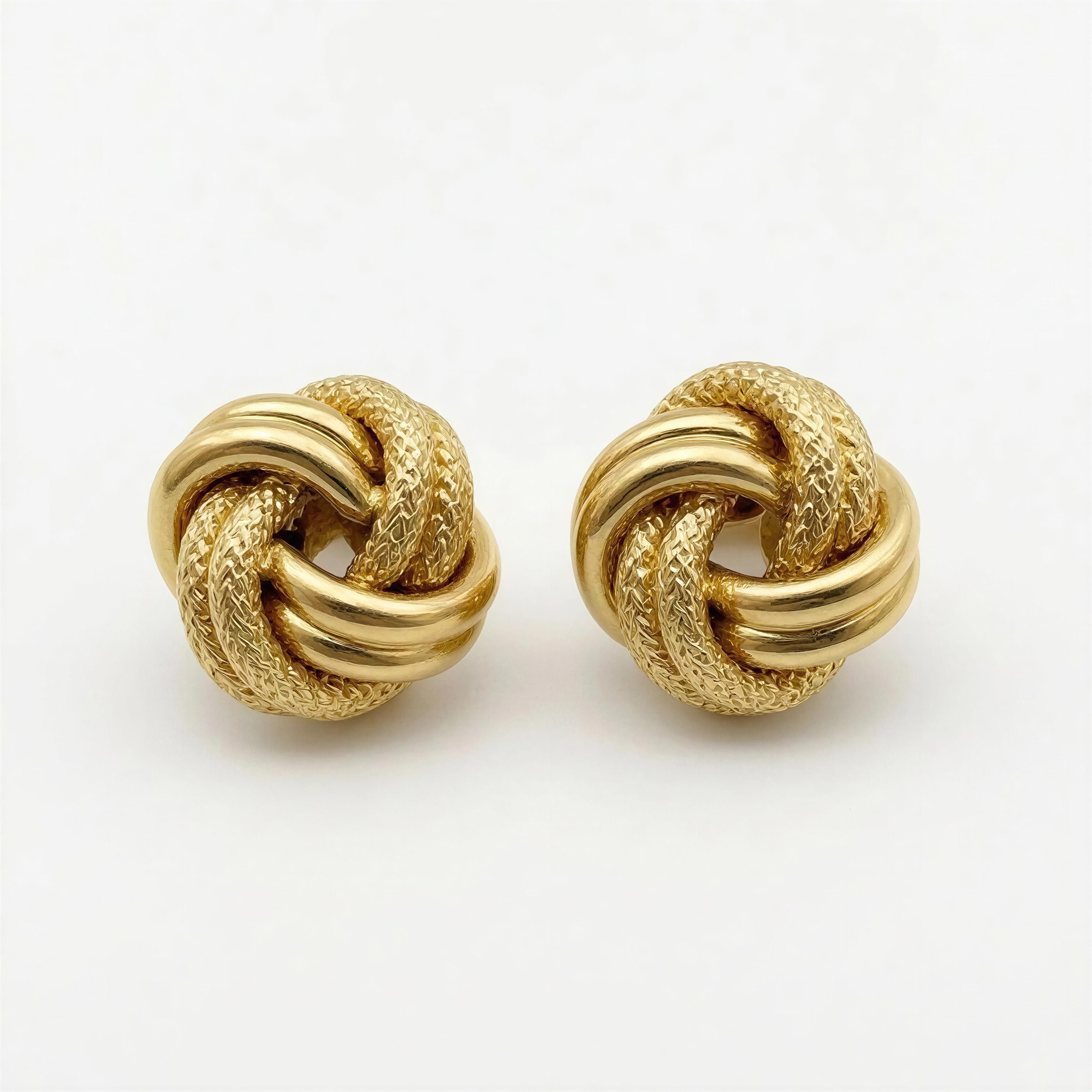 Aretes de Nudos 14K
