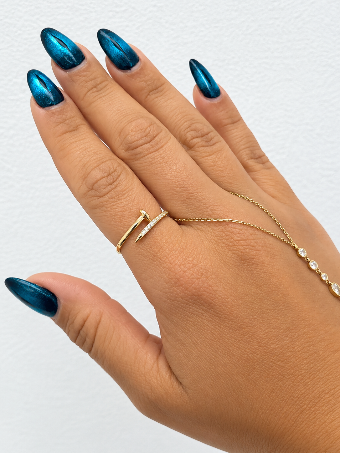 Anillo clavo 10k