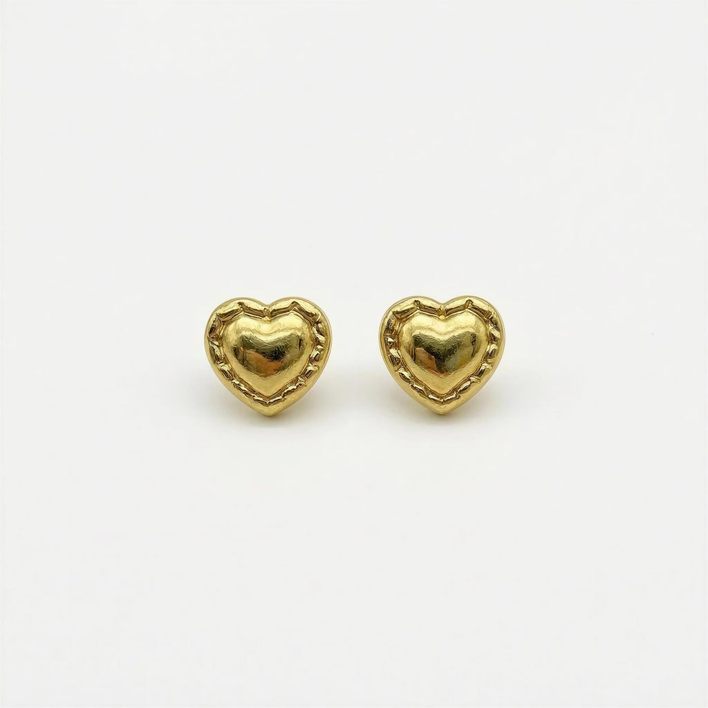 Aretes de corazon 18K