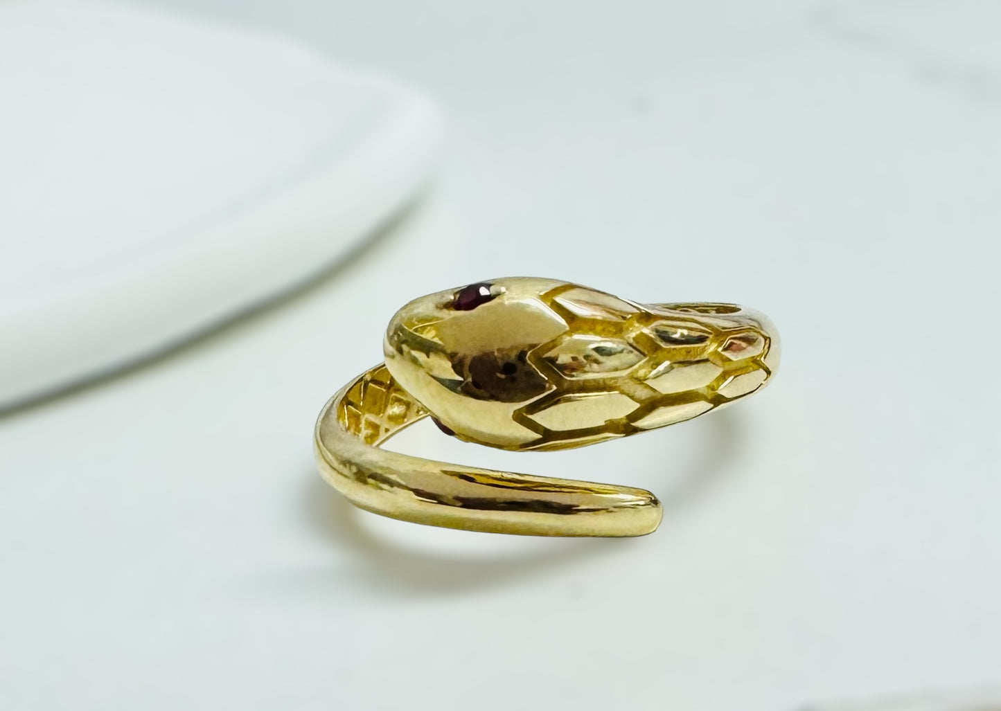 Anillo de serpiente 14k