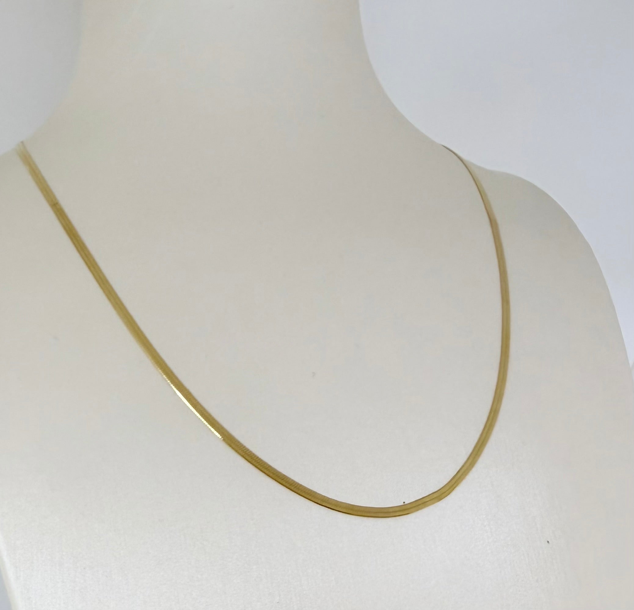 Cadena omega 14 k - 18