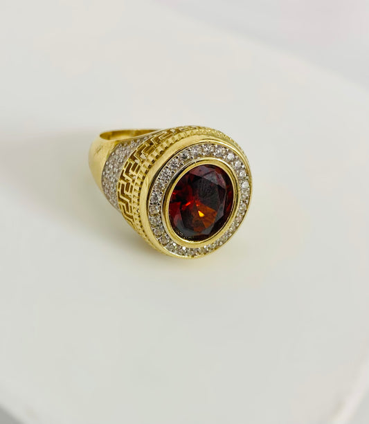 Anillo de piedra roja