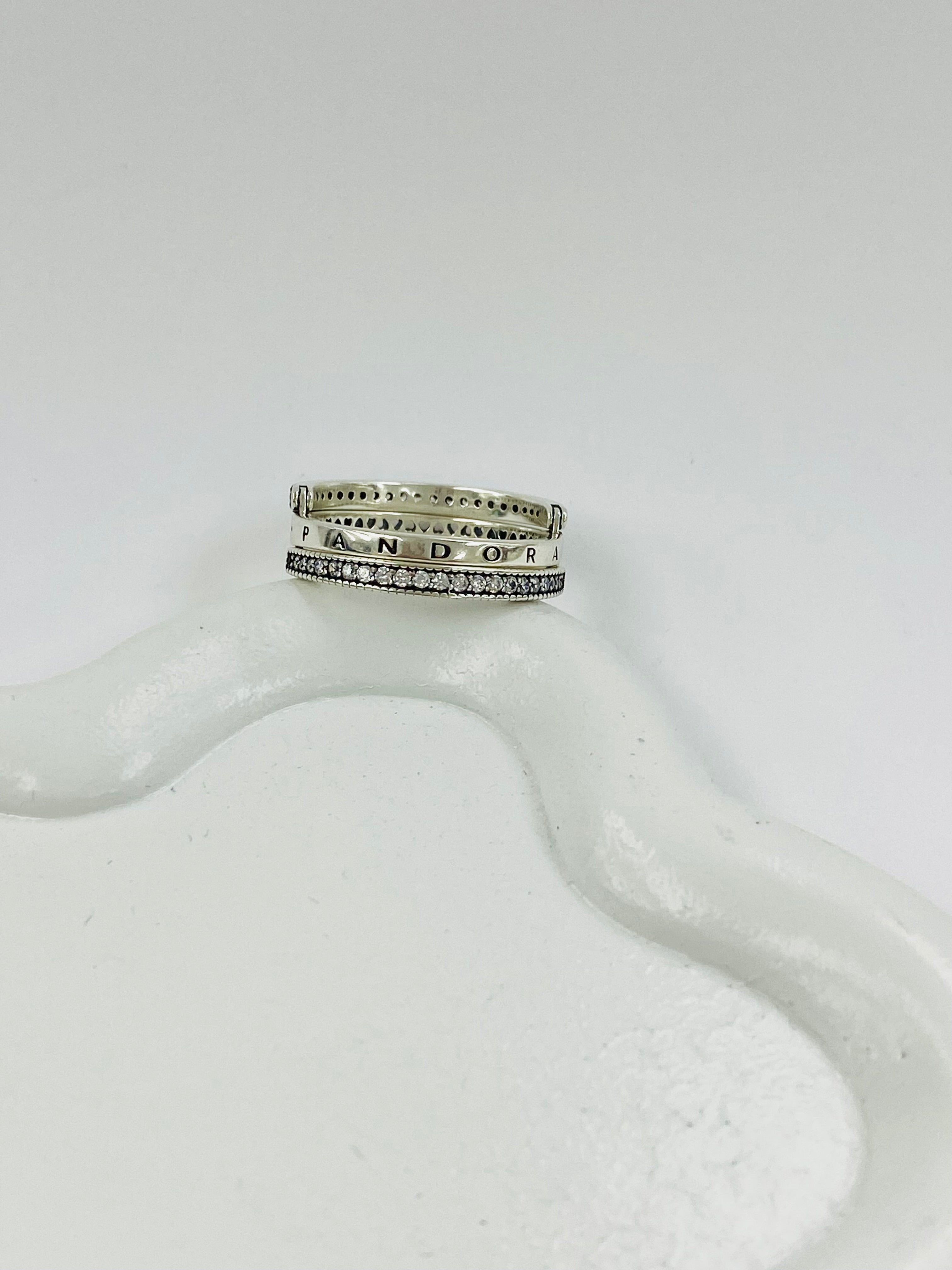 Anillo Pandora de Plata 925