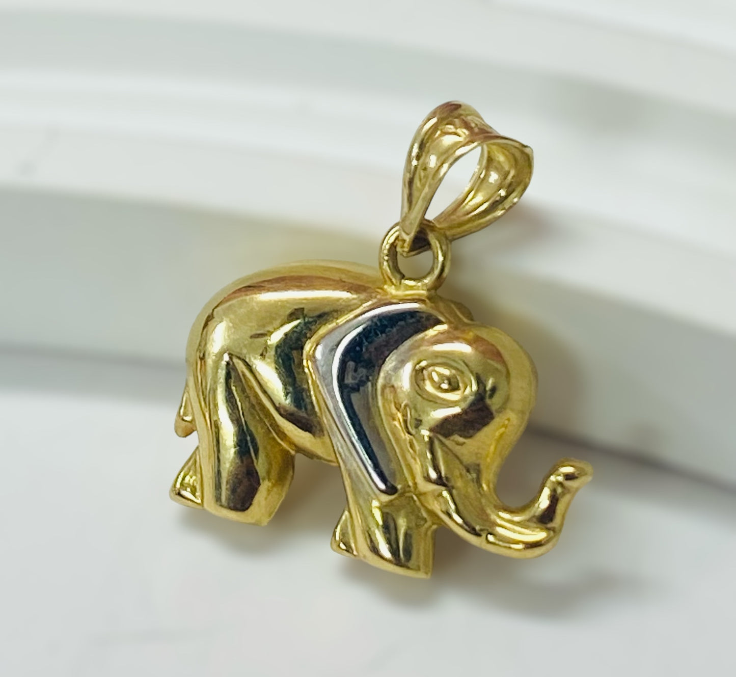 Dije de Elefante 14k