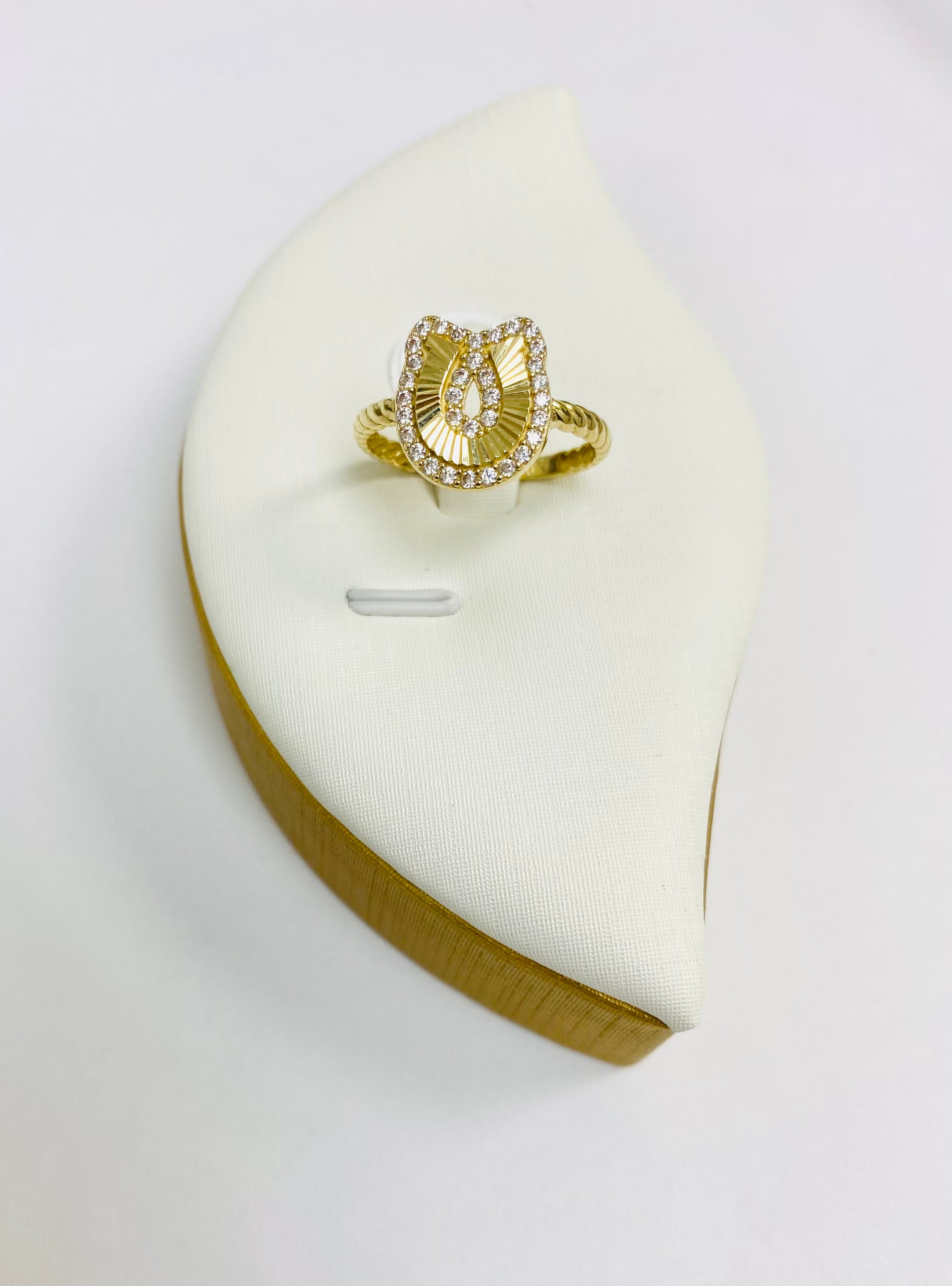 Anillo de herradura 10K