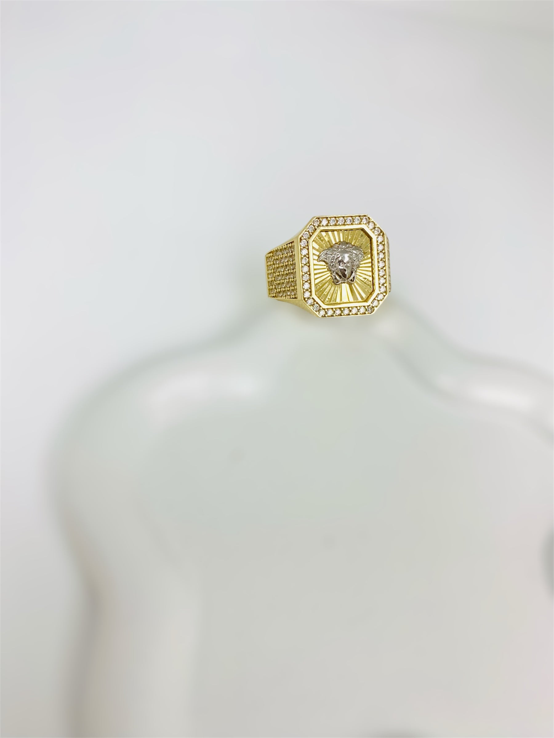 Anillo de medusa 14K