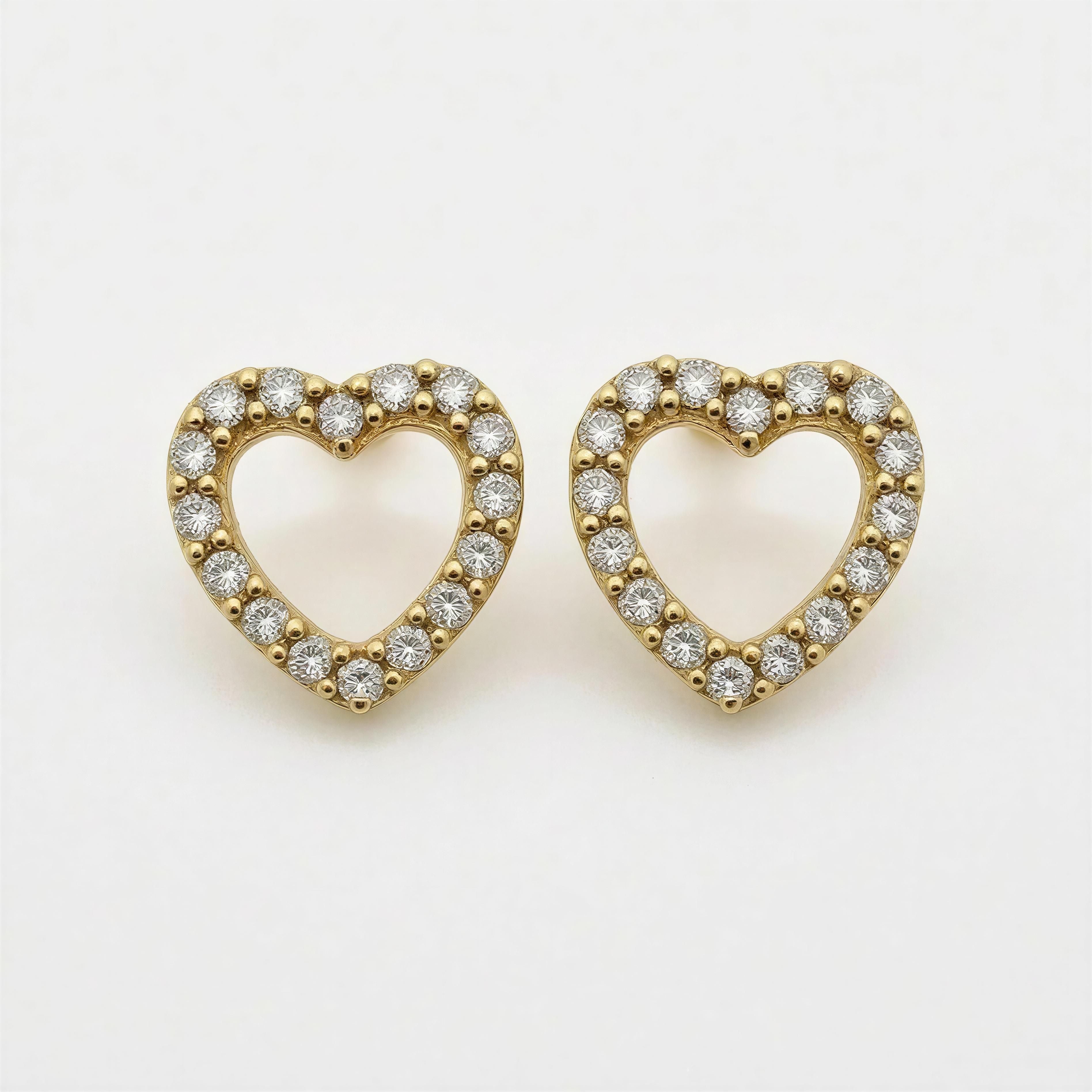 Aretes de corazon 14K