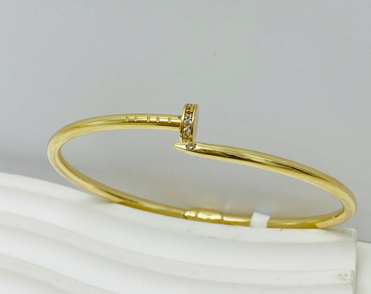Pulsera de clavo
