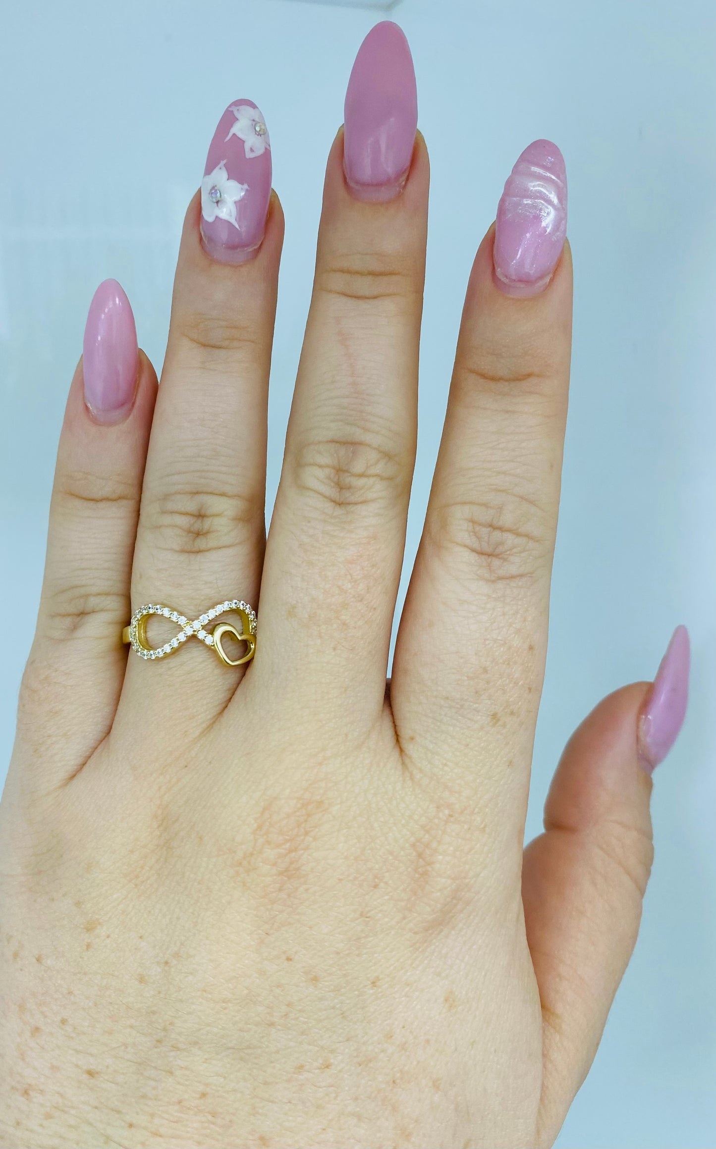 Anillo infinito y corazón 14k