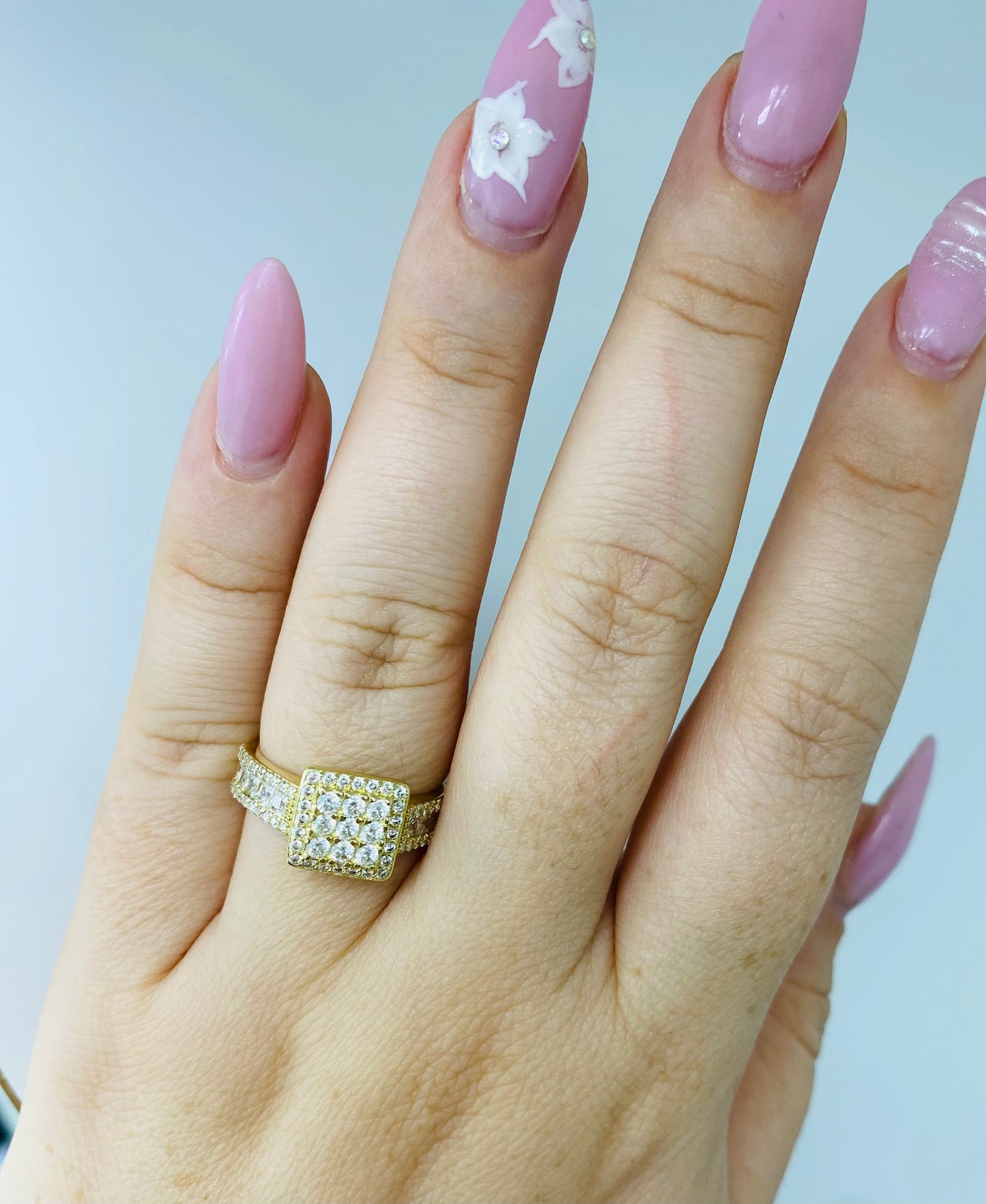 Anillo cuadrado 14k
