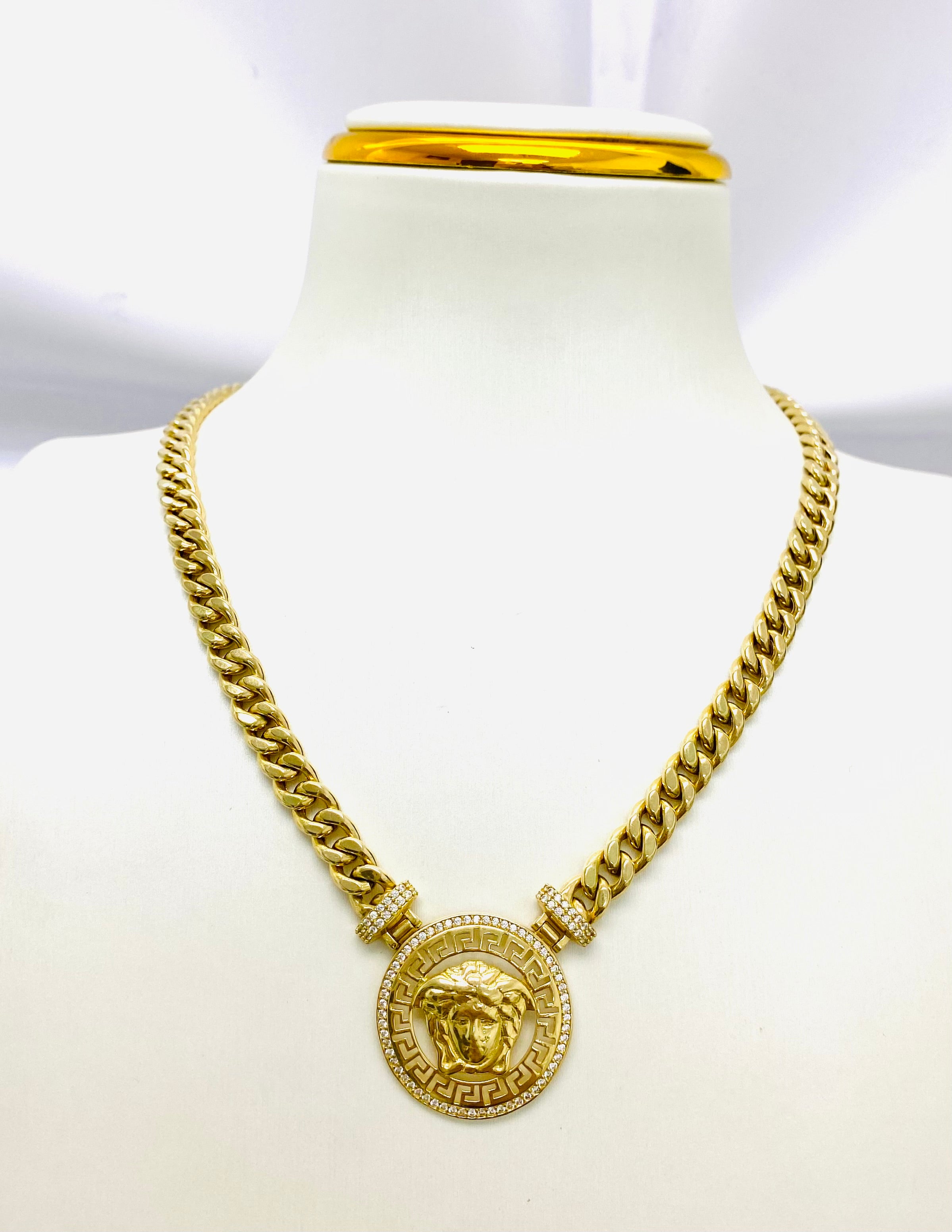 Cadena de medusa 14K