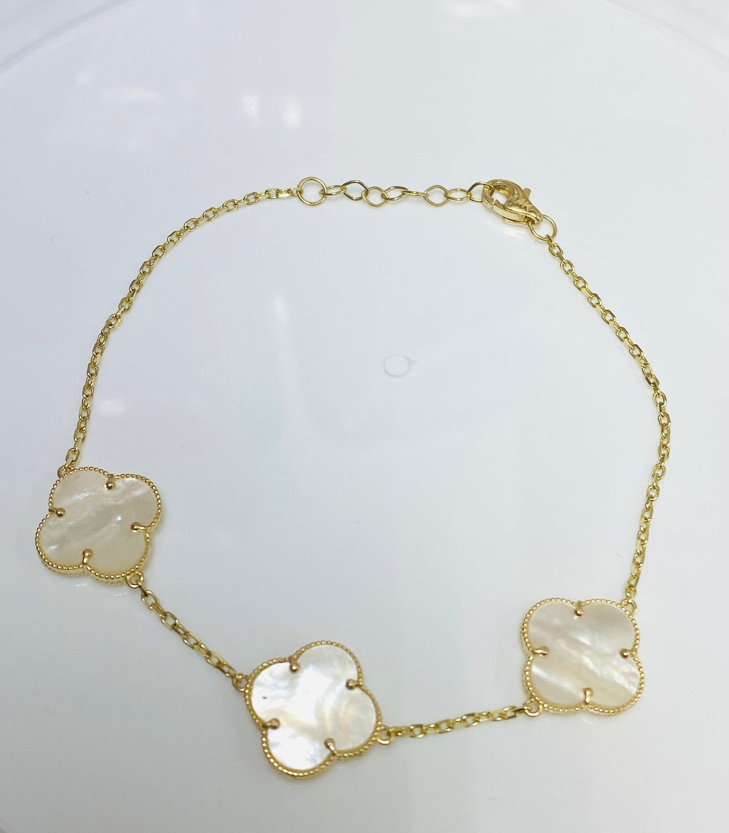 Pulsera clover blanco 14K