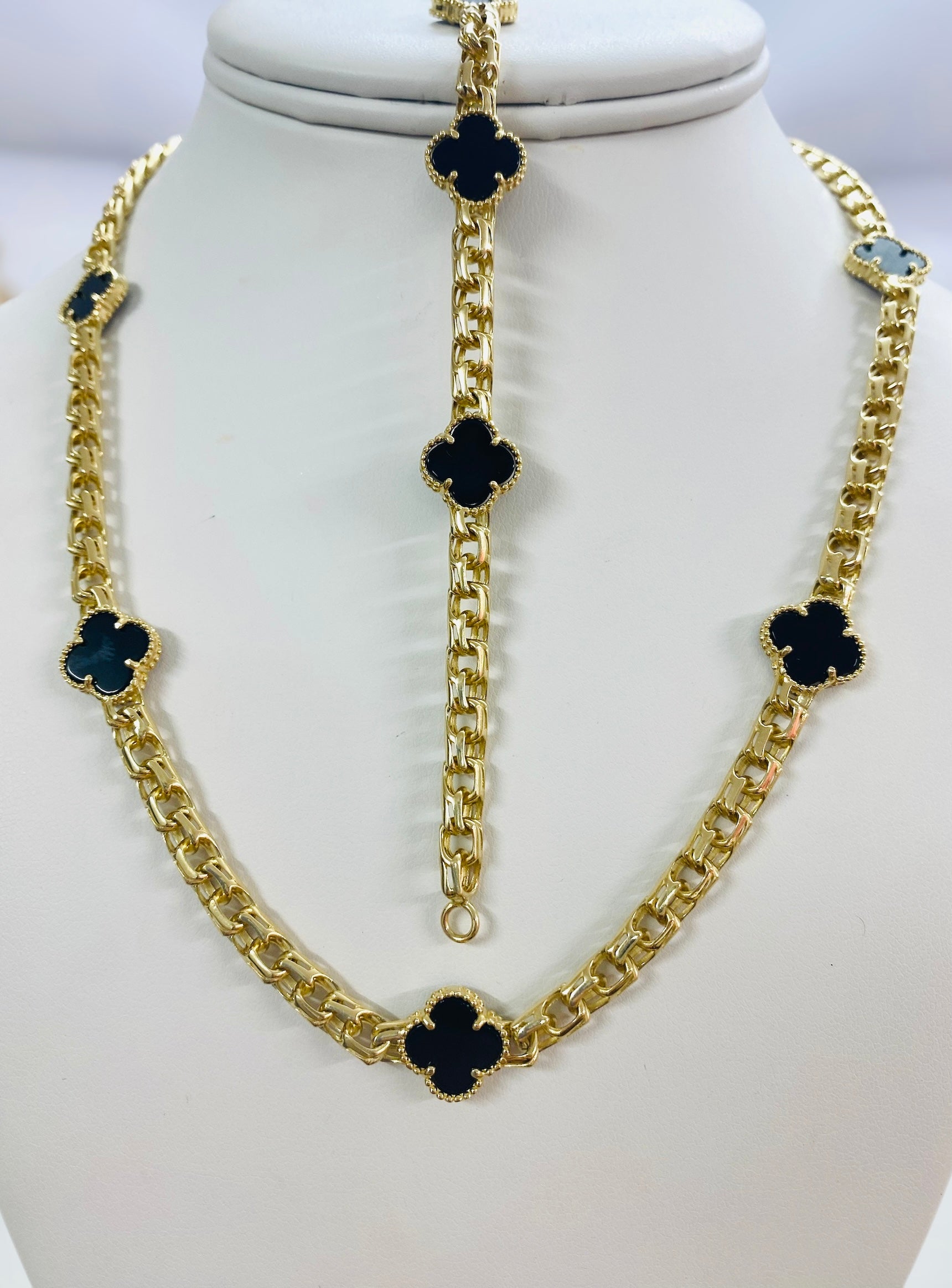 Chinese fabric dark flower set 14K