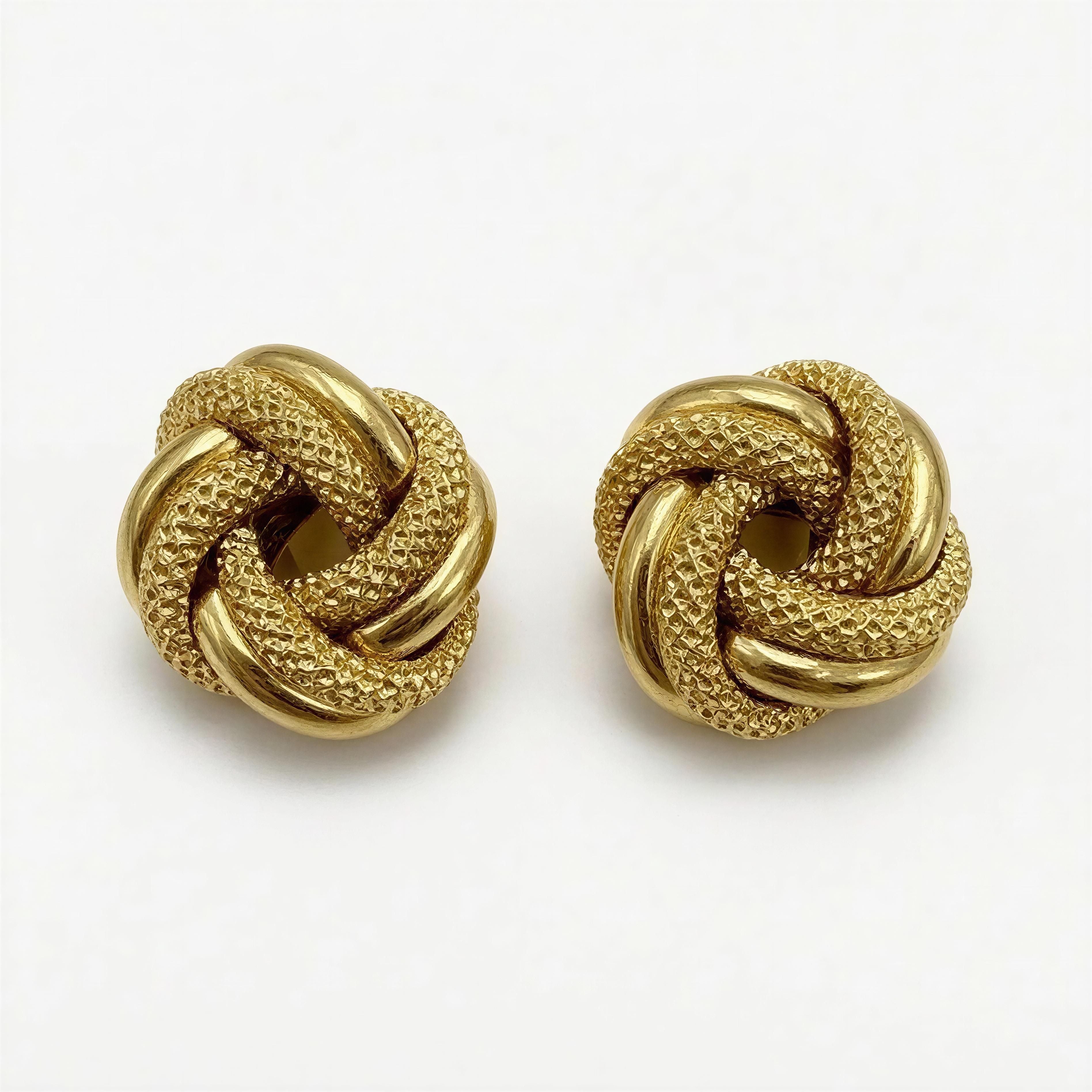 Aretes de Nudos 10K