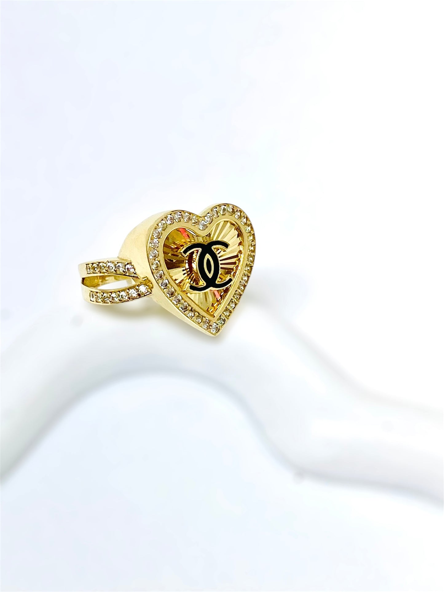 Anillo de corazón cc 14K